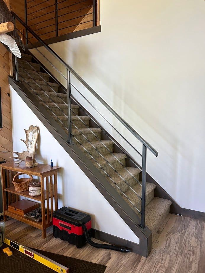 Gallery photos for Modern Railing and Staircase Renovation in Cabin: Image #5