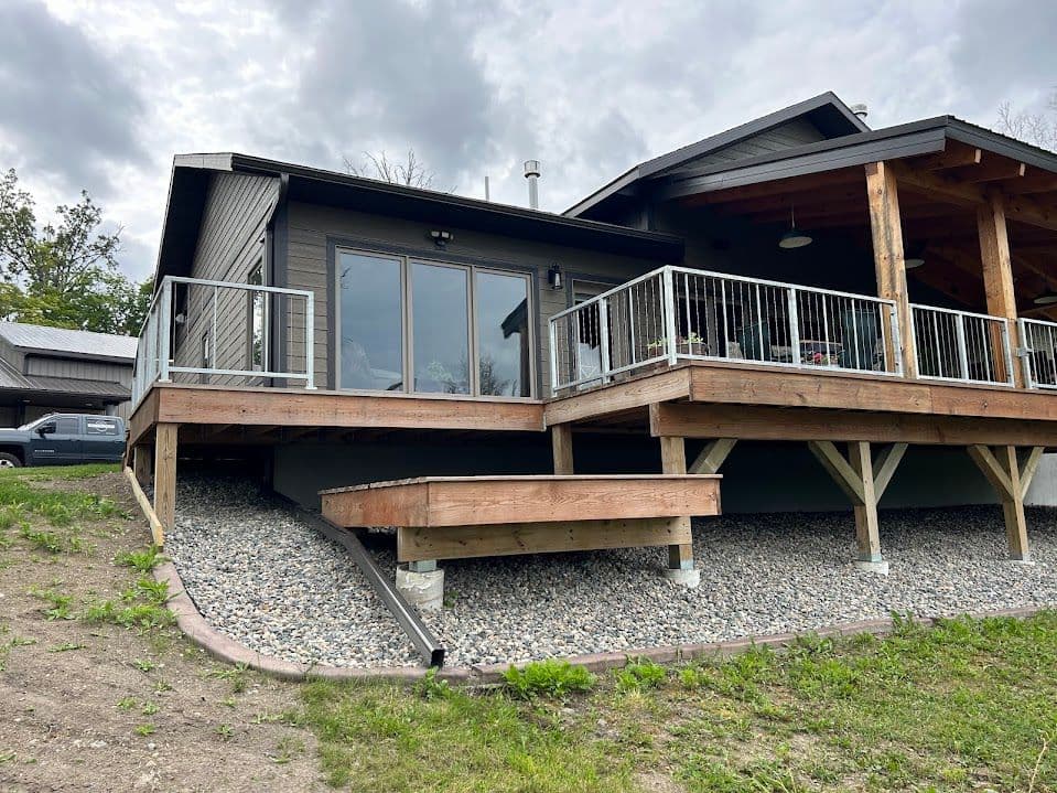 Gallery photos for Stunning Covered Deck Transformation in Grand Rapids: Image #8