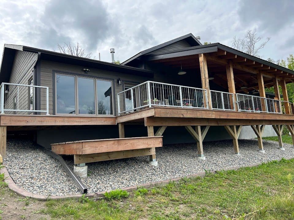 Gallery photos for Stunning Covered Deck Transformation in Grand Rapids: Image #16